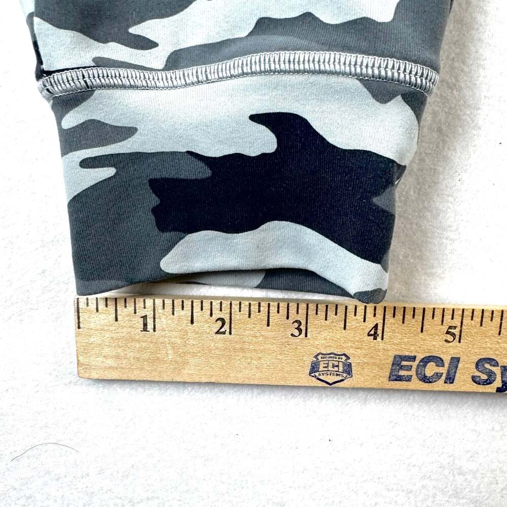 ZYIA Active Gray Camo Unwind Joggers - Picture 5 of 9